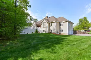 18 Winslow Dr, Atkinson, NH 03811 - Photo 44