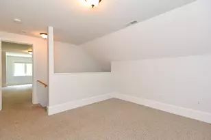 18 Winslow Dr, Atkinson, NH 03811 - Photo 30