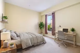 77 Hanover St, Portsmouth, NH 03801 - Photo 14