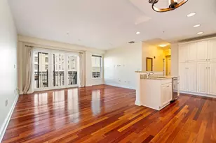 77 Hanover St, Portsmouth, NH 03801 - Photo 10