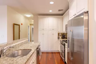 77 Hanover St, Portsmouth, NH 03801 - Photo 6