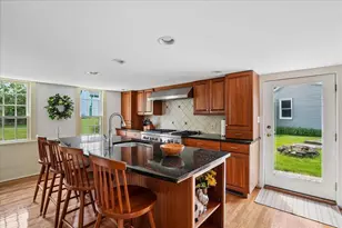 245-247 Danville Rd, Fremont, NH 03044 - Photo 10