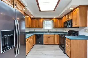 130 Eastern Ave, Keene, NH 03431 - Photo 6