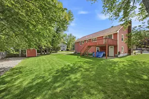 13 Diamond Ave, Salem, NH 03079 - Photo 8
