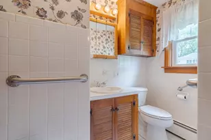 8 Lowell Ave, Dover, NH 03820 - Photo 18