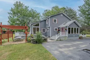 140 Mountain View Rd, Deerfield, NH 03037 - Photo 4