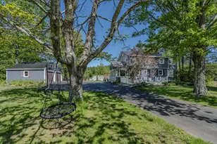 140 Mountain View Rd, Deerfield, NH 03037 - Photo 4