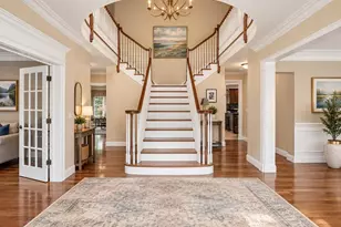 22 Elizabeth Way, Bedford, NH 03110 - Photo 4