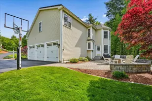 22 Elizabeth Way, Bedford, NH 03110 - Photo 40