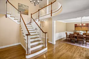 22 Elizabeth Way, Bedford, NH 03110 - Photo 8