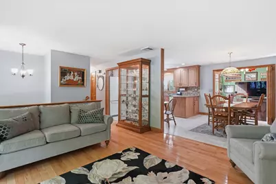 40 Sherwood Circle, Salem, NH 03079 - Photo 8