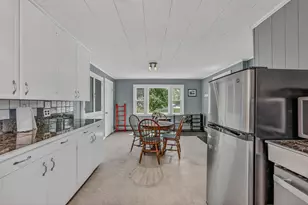 2710 Dartmouth College Hwy, Haverhill, NH 03774 - Photo 10