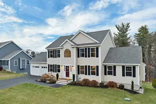 158 Standish Ln, Hudson, NH 03051 - Photo 1