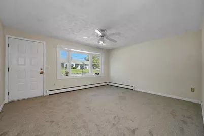 625 Coolidge Avenue, Manchester, NH 03102 - Photo 4