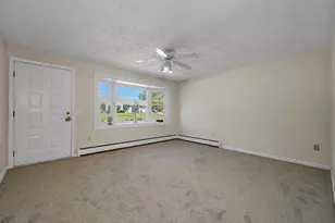 625 Coolidge Ave, Manchester, NH 03102 - Photo 4