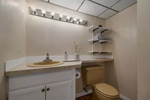 625 Coolidge Ave, Manchester, NH 03102 - Photo 28