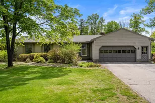 757 Hooksett Rd, Auburn, NH 03032 - Photo 2
