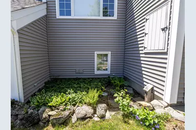 144 Hilltop Place, New London, NH 03257 - Photo 40