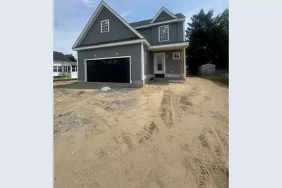 74 Linwood Street, Nashua, NH 03060 - Photo 2