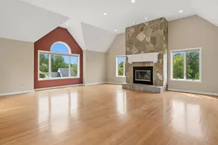 532 Pine Hill Rd, Hollis, NH 03049 - Photo 2