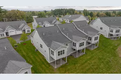 10 Abenaki Circle, Merrimack, NH 03054 - Photo 4