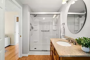 8 Maplewood Ave, Goffstown, NH 03045 - Photo 18