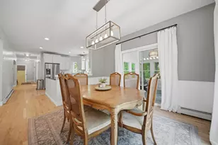 7 Stony Point Dr, Londonderry, NH 03053 - Photo 10