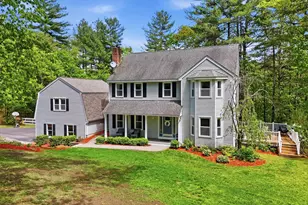 7 Stony Point Dr, Londonderry, NH 03053 - Photo 2