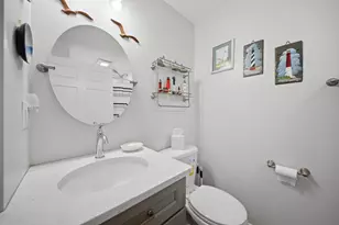 7 Stony Point Dr, Londonderry, NH 03053 - Photo 38