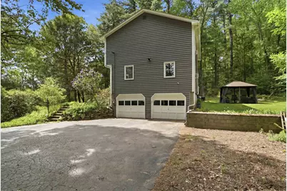7 Hampshire Drive, Derry, NH 03038 - Photo 50