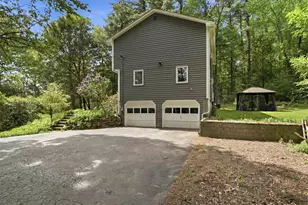 7 Hampshire Dr, Derry, NH 03038 - Photo 50