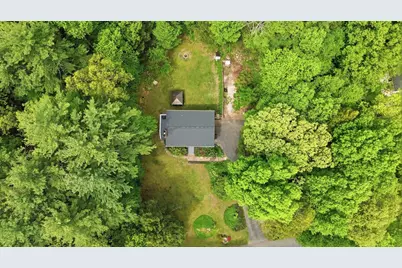 7 Hampshire Drive, Derry, NH 03038 - Photo 44