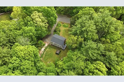 7 Hampshire Drive, Derry, NH 03038 - Photo 46