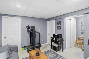 7 Hampshire Dr, Derry, NH 03038 - Photo 32