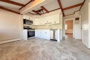 426 Milford St, Manchester, NH 03102 - Photo 2