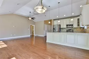 9 Black Forest Cir, Londonderry, NH 03053 - Photo 16
