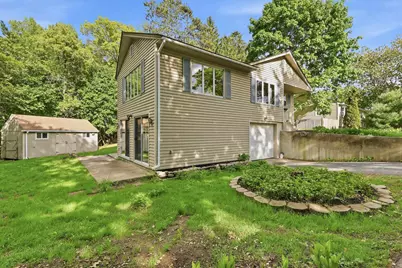 85 Whitney Avenue, Manchester, NH 03104 - Photo 6