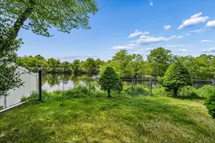 68 Emerald St, Manchester, NH 03103 - Photo 42