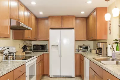 196B Norfolk Street #B (right-side), Manchester, NH 03103 - Photo 12