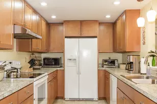 196B Norfolk St, Manchester, NH 03103 - Photo 12