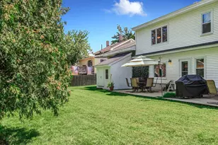 196B Norfolk St, Manchester, NH 03103 - Photo 8