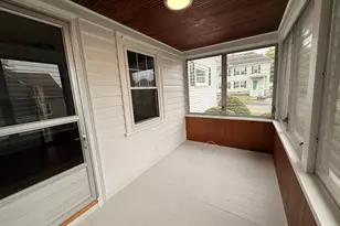 406 E High St, Manchester, NH 03104 - Photo 28