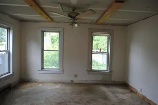 19 Pine St, Rochester, NH 03867 - Photo 4