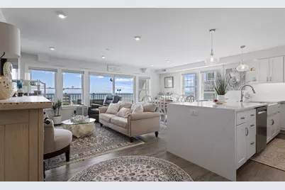 377 Ocean Boulevard #3, Hampton, NH 03842 - Photo 2