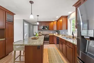 6 Bancroft St, Windham, NH 03087 - Photo 8