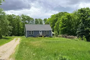 378 Holden Hl Rd, Langdon, NH 03602 - Photo 2