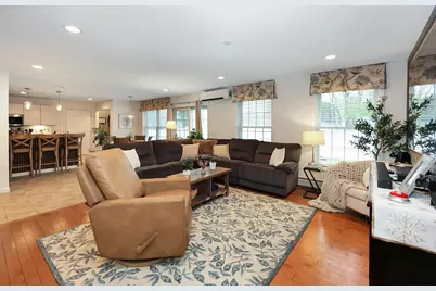 237 Stanton Street, Manchester, NH 03103 - Photo 16