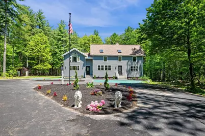 20 Hawkewood Road, Sandown, NH 03873 - Photo 2