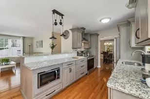 70 Patch Hill Ln, Milford, NH 03055 - Photo 4