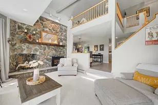 21 Wintercroft Cir, Grantham, NH 03781 - Photo 26